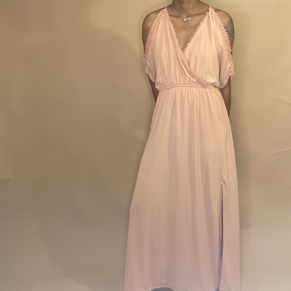 Pastel salmon vneck maxi dress with side slit sz S